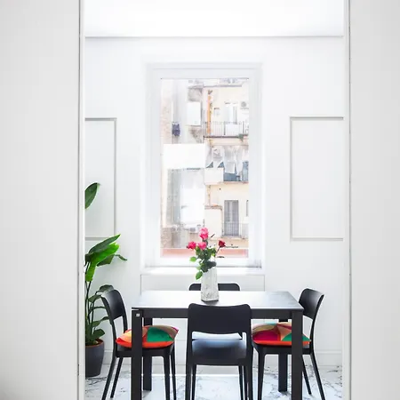 Romantic Colosseum - Luxury ローマ