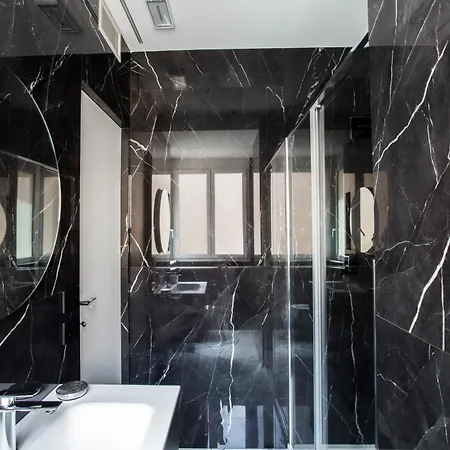 Сasa de vacaciones Romantic Colosseum - Luxury